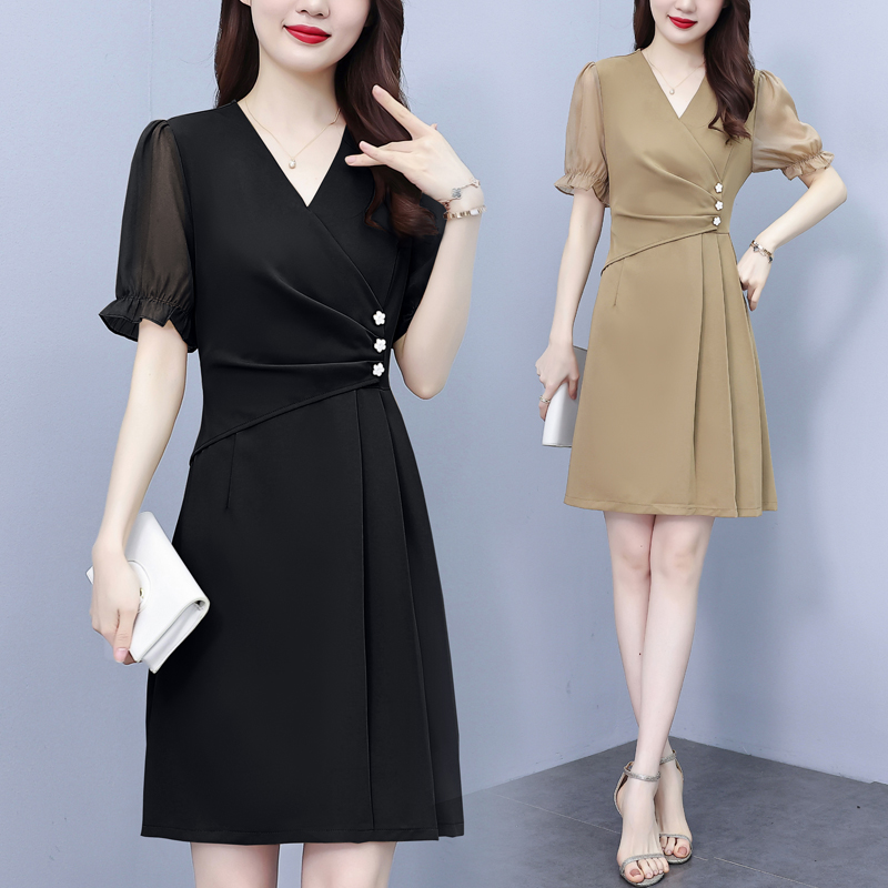大码女装2025新款连衣裙夏季薄款修身显瘦V领短袖裙子7581