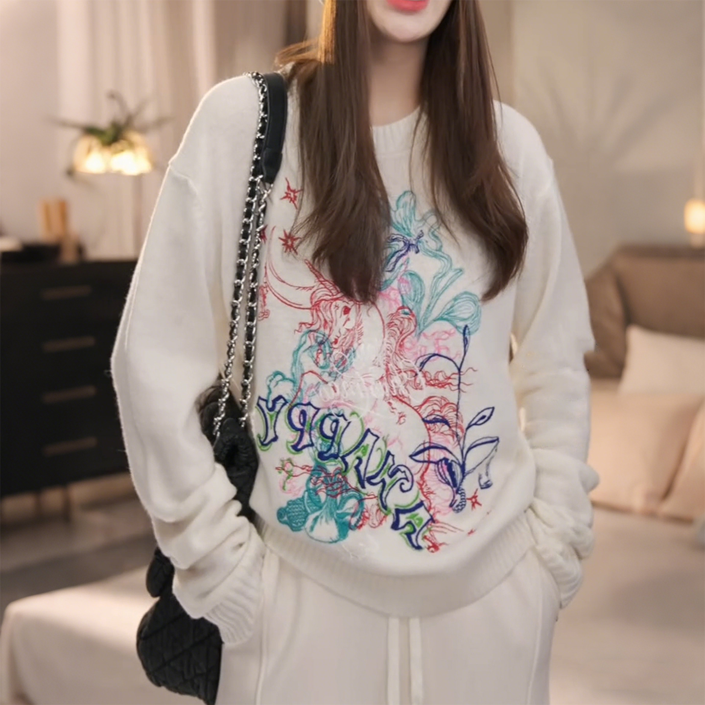 韩版刺绣加厚毛衣针织衫女2025冬季新款宽松高级洋气好看内搭上衣