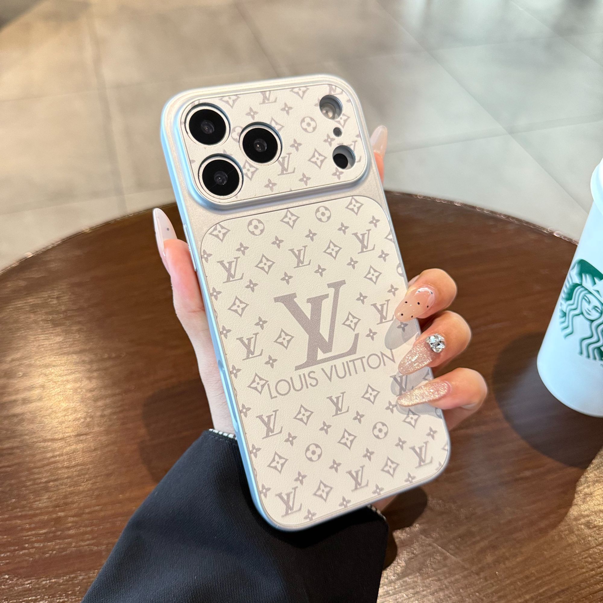 白色适用iPhone17promax手机壳大视窗老花苹果16超火15秋冬14皮质