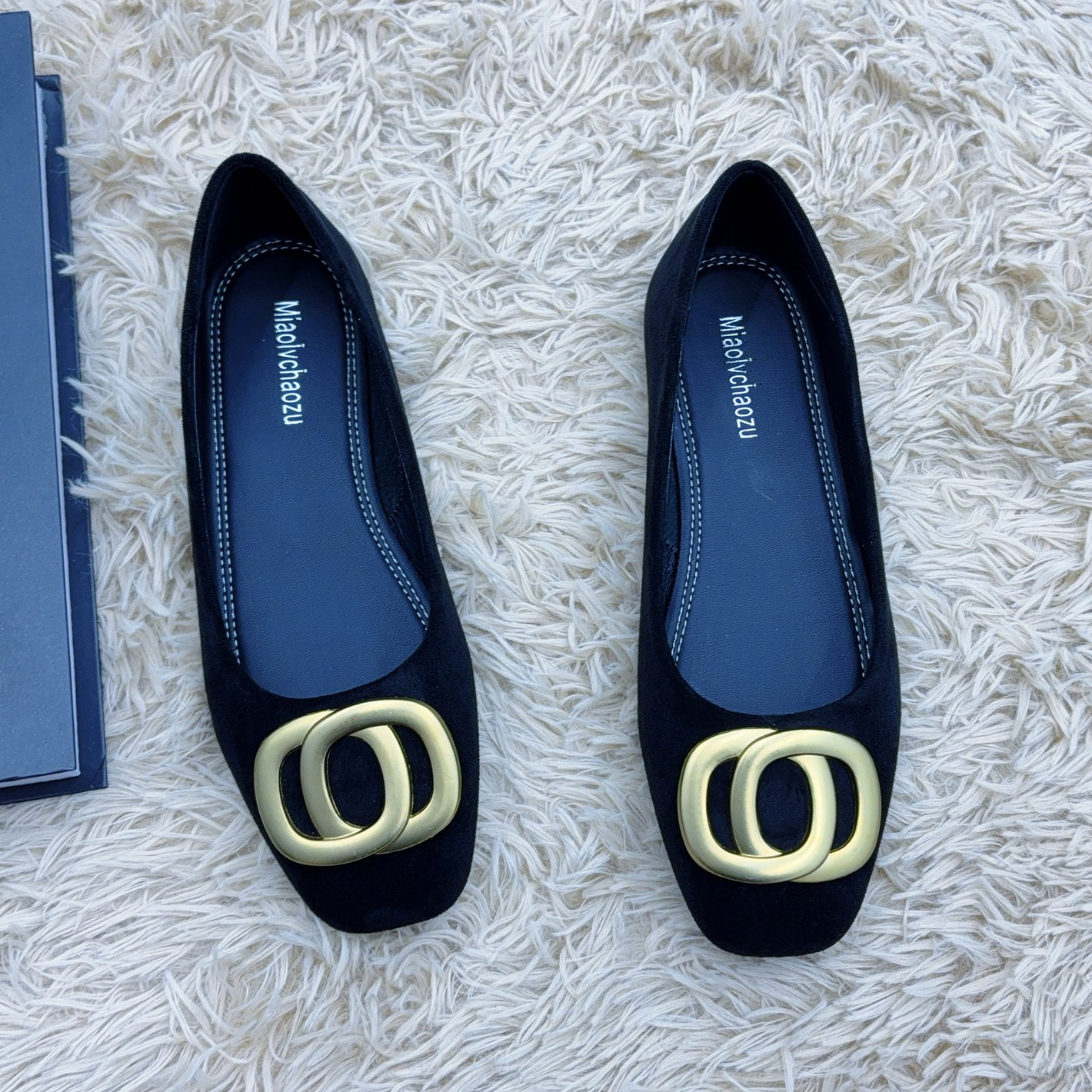 法式鞋子女款爆款2025新款冬季方头水钻女鞋加绒厚黑平底方扣单鞋