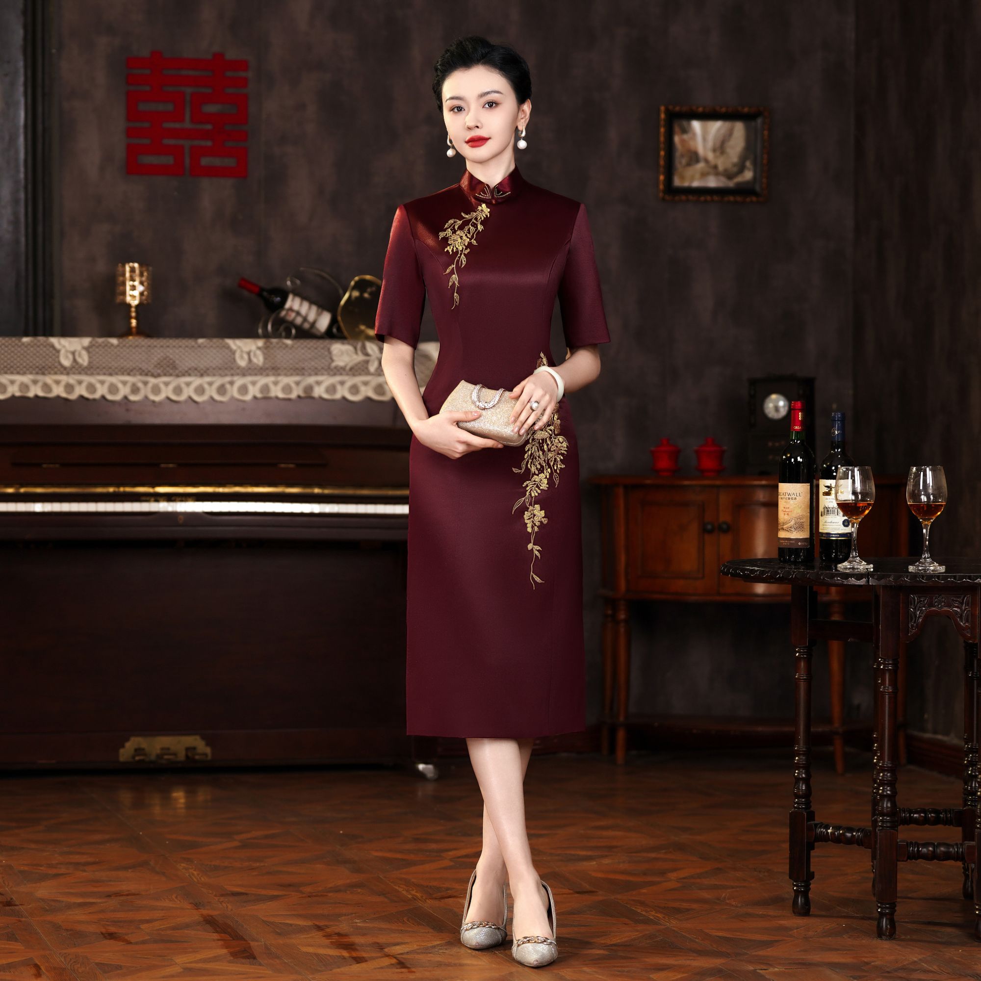 2025春夏款醋酸弹力缎刺绣花旗袍修身显瘦日常连衣裙礼服妈妈装