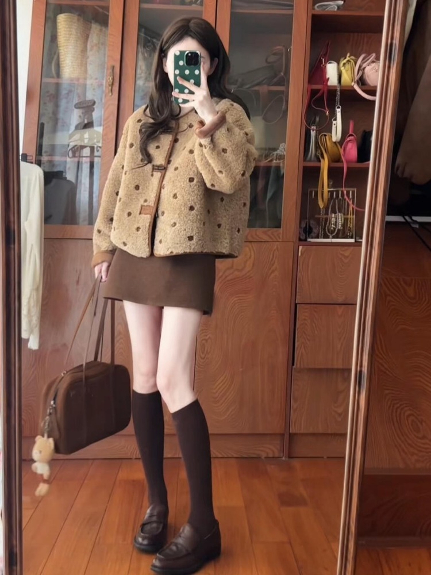 卡其色波点摇粒绒皮毛一体羊羔毛外套女小个子短款巨好看冬装上衣