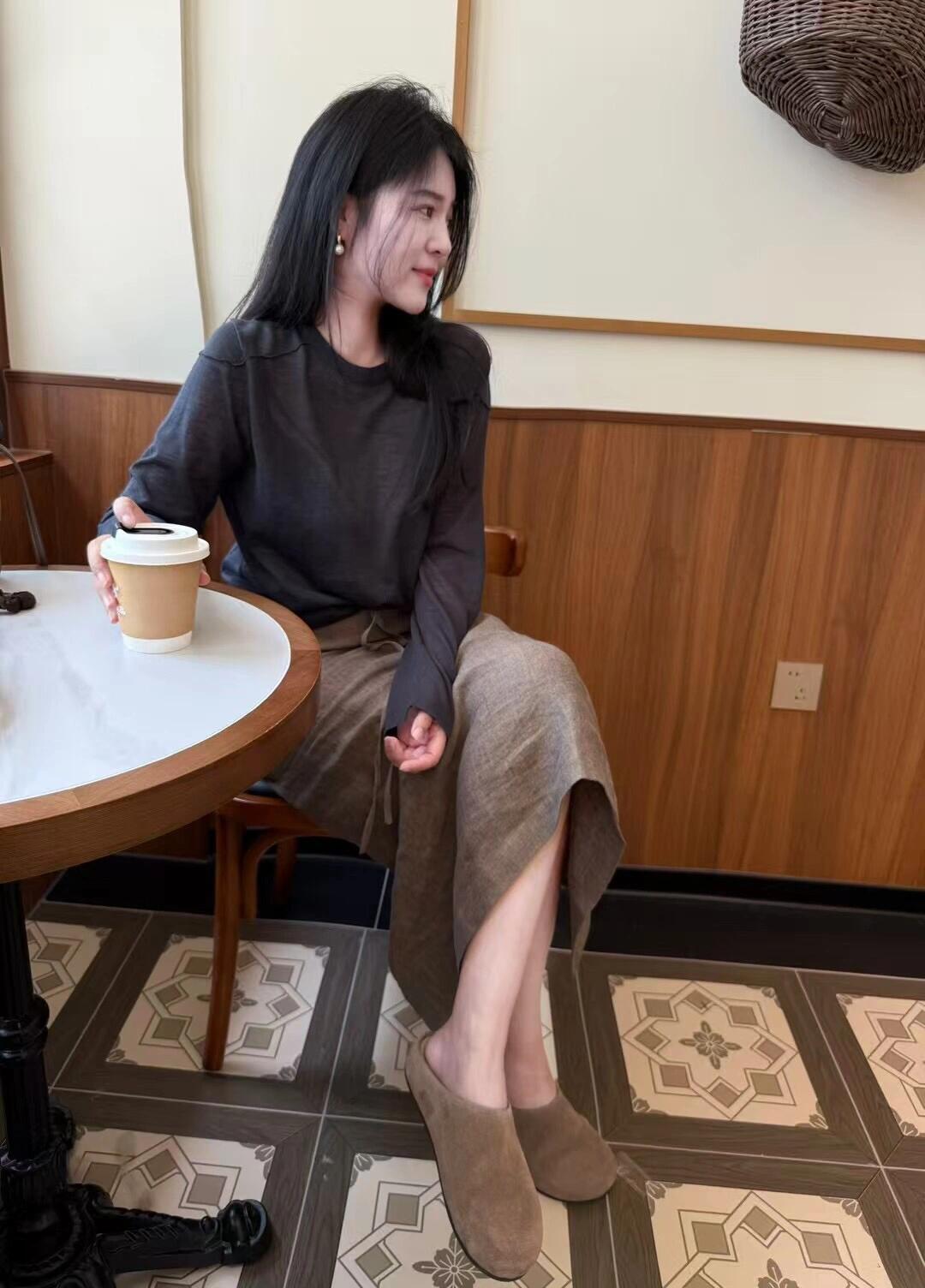 2025春夏新款韩系气质简约休闲长袖上衣高腰显瘦百搭半身裙套装