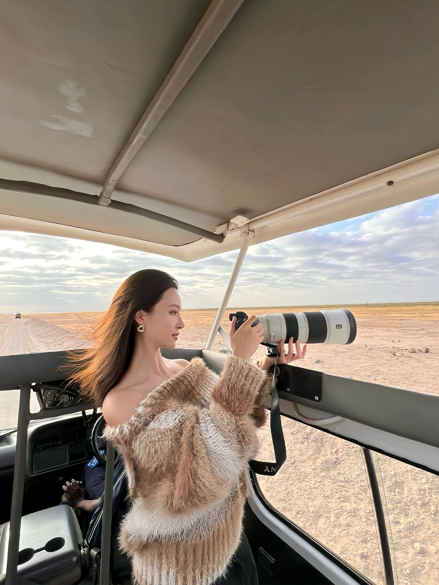 望野集Widset慵懒渐变色露肩翻领多穿式长绒宽松慵懒女毛衣11251#