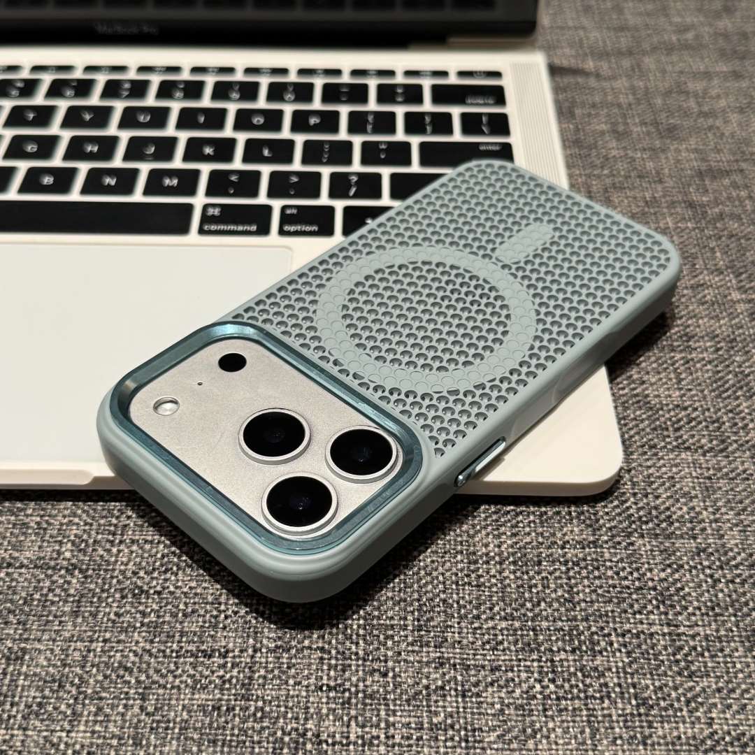 夏日网孔散热磁吸适用苹果17pro金属镜框iPhone16/15手机壳14简约