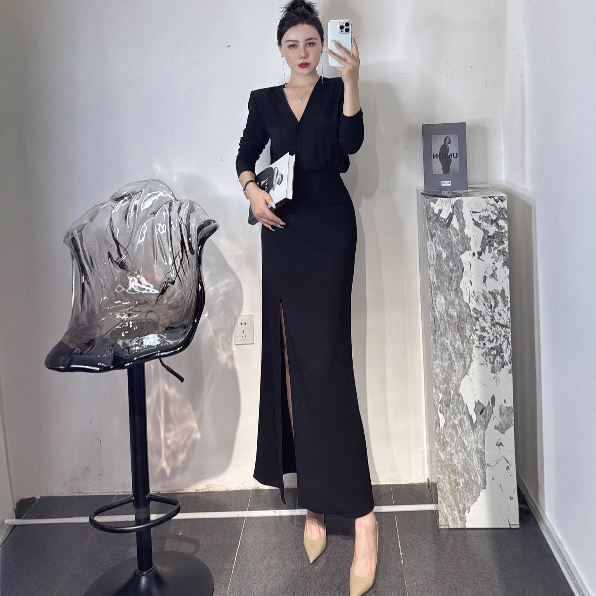 大码女装秋装新款连衣裙胖妹妹高级感减龄显瘦修身高腰开叉长裙子