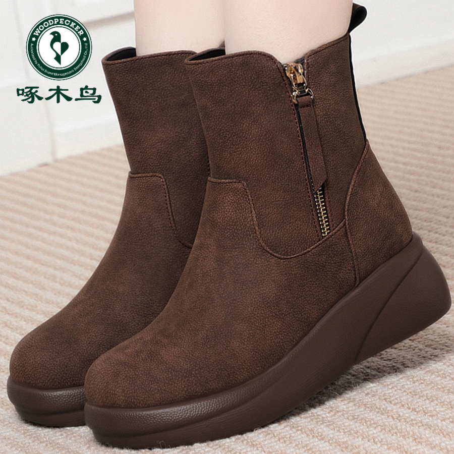 啄木鸟时尚雪地靴加绒温暖冬天厚底圆头坡跟女鞋防滑保暖妈妈棉鞋