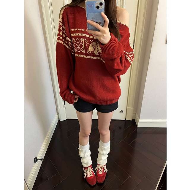 圣诞节氛围感穿搭红色斜肩毛衣女秋冬慵懒风高级感露肩针织衫上衣