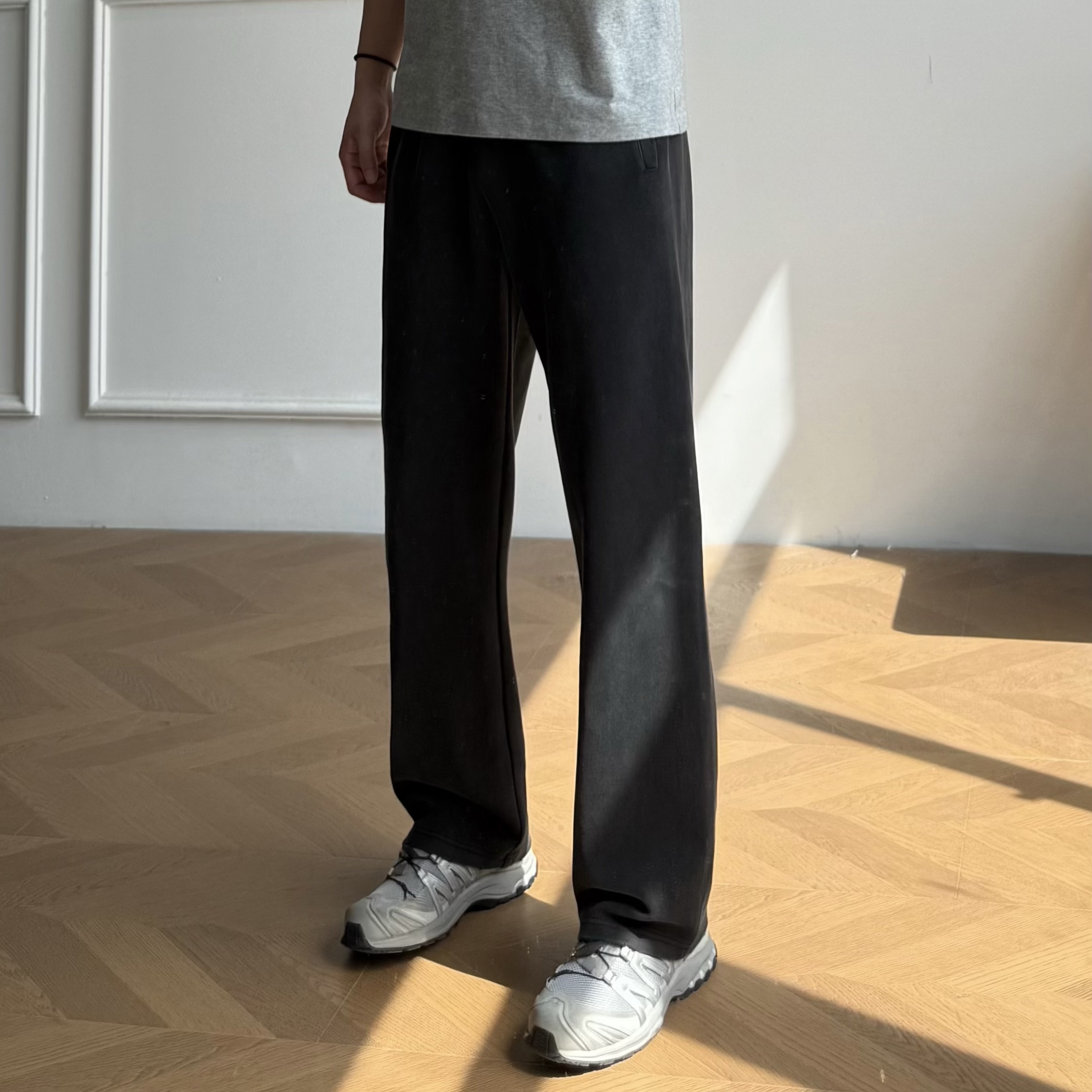 justkingdom直筒微喇做旧水洗灰破坏卫裤男宽松直筒运动休闲长裤