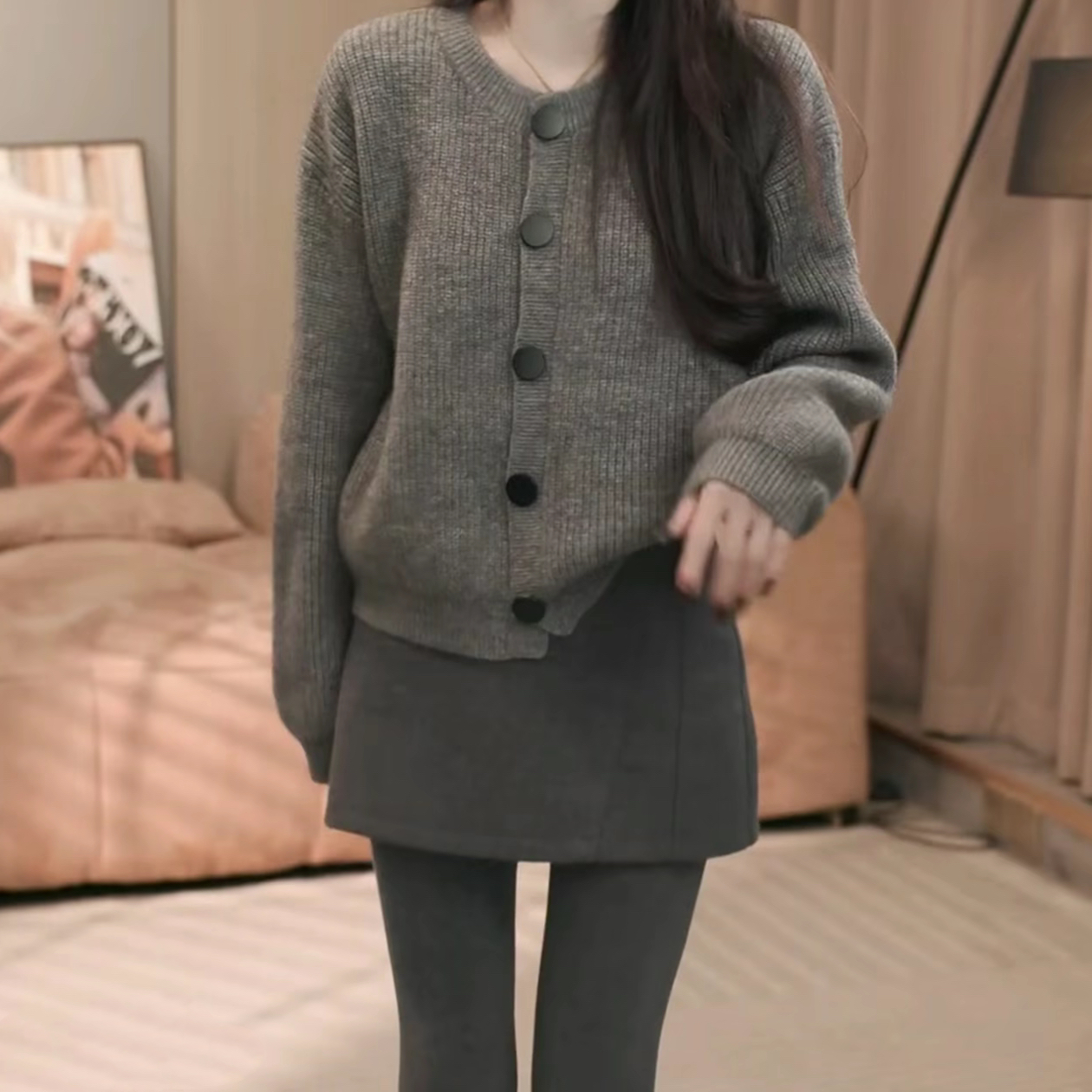 减龄韩系简约纯色圆领长袖针织开衫女秋冬宽松慵懒风针织衫上衣