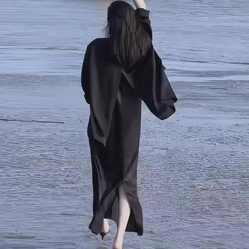 胖mm黑色绸缎面轻薄西装外套女大码宽松休闲高级感后开叉防晒西服