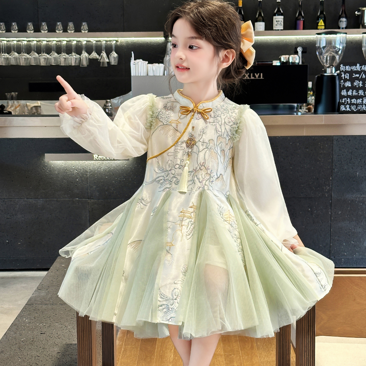 女童汉服秋装2025新款时髦连衣裙儿童国风中式公主裙春秋女孩裙子