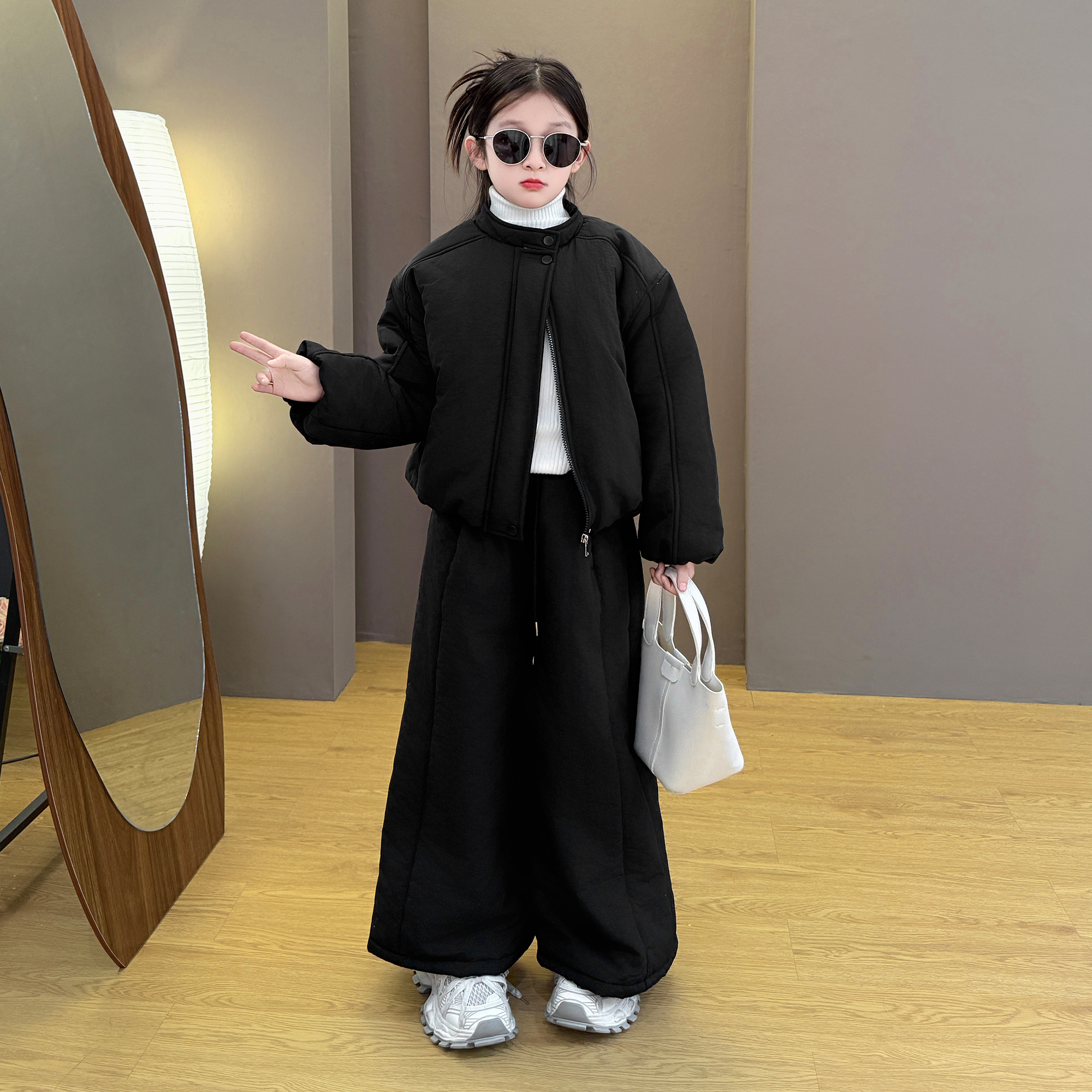 女童2025新款儿童秋冬季韩版穿搭保暖时尚棉服外套夹棉休闲裤套装