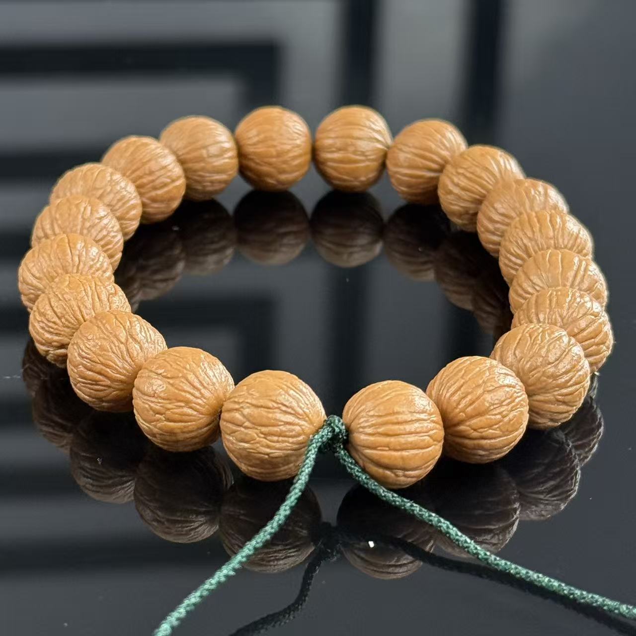 穷哥们-四大名核-猴头手持 原皮原色