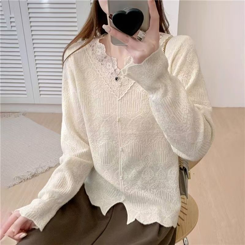 韩系高级感V领蕾丝勾花设计感针织衫秋季新款时尚针织