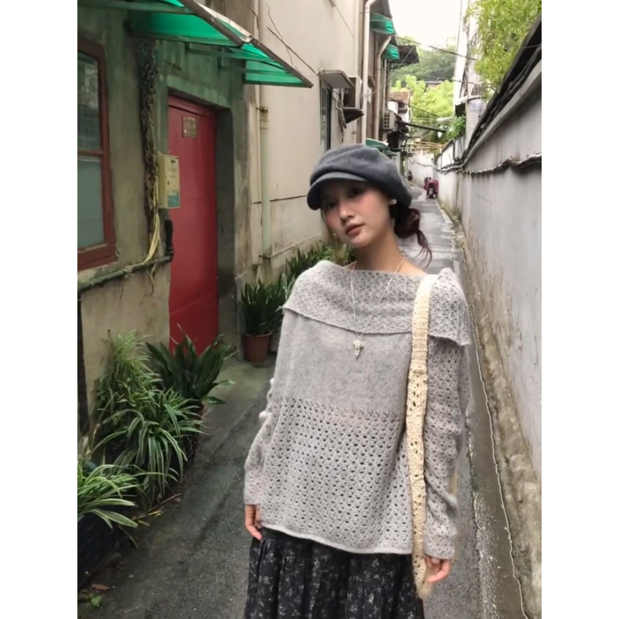 MARIE.COCO温柔风一字肩镂空长袖针织衫女早秋韩系穿搭碎花半身裙