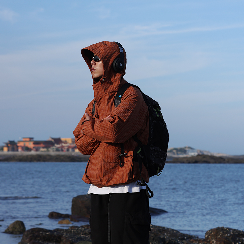 APAY户外夹克加厚冲锋外套男女款抗污登山服宽松工装连帽防水防风