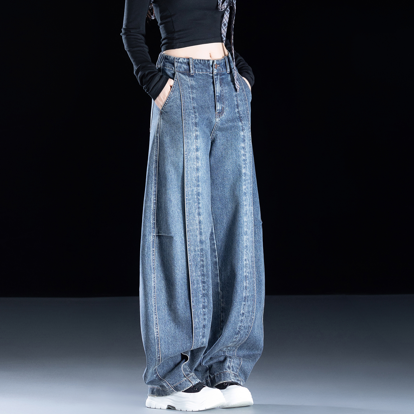 弯刀牛仔裤女款爆款2025新款秋季流行裤子小众复古休闲阔腿镰刀裤
