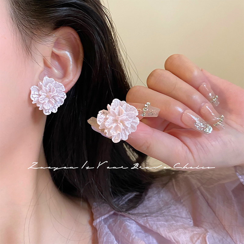 合金耳饰 超仙白色花朵耳环女夏季粉色度假风新款小众温柔