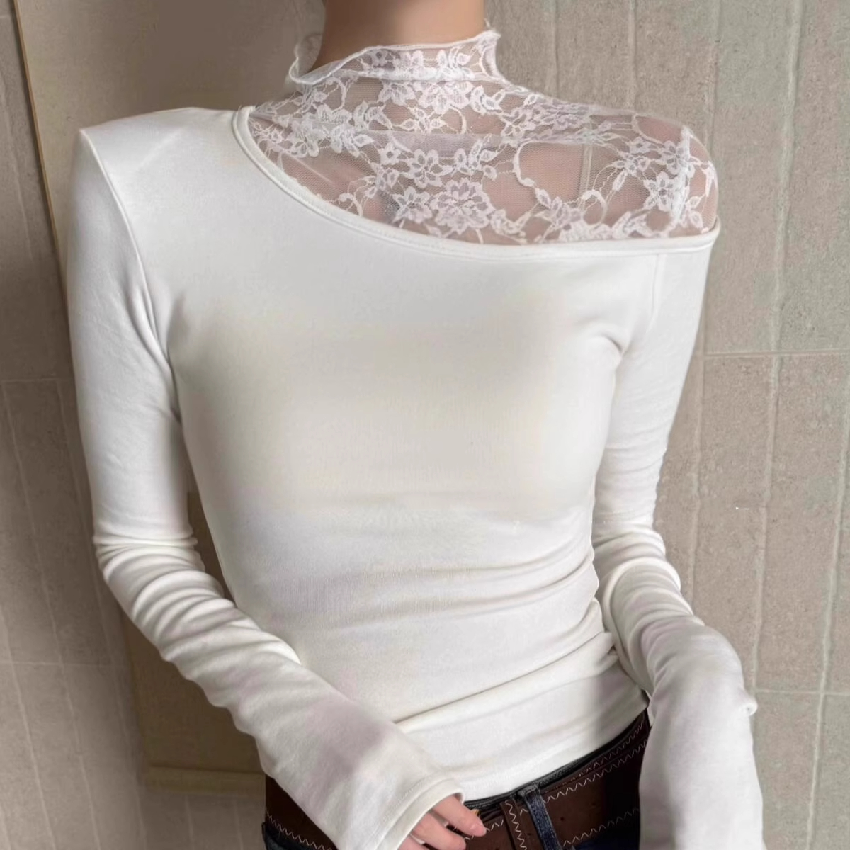 半高领蕾丝加绒打底衫女2025秋冬新款辣妹性感磨毛棉T恤纯欲上衣