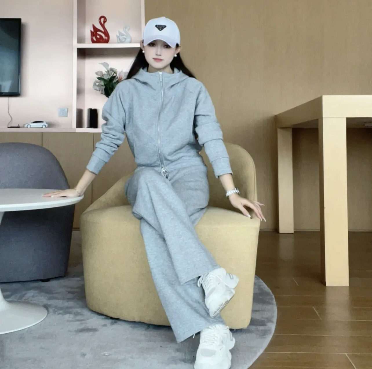 2025春秋新款运动服套装女宽松显瘦连帽时尚爆款休闲卫衣两件套潮