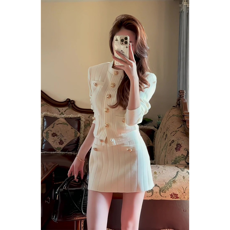 2025秋季新款女富家千金显高显瘦长袖针织上衣时尚气质高腰半身裙