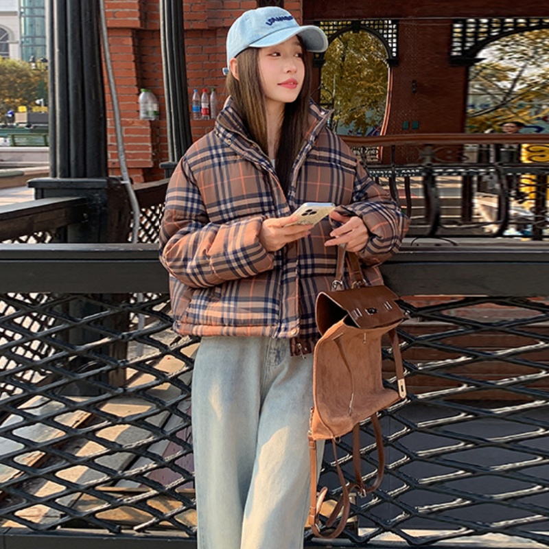 2025年冬季新款小个子面包服加厚保暖棉服女韩版短款格子时尚外套