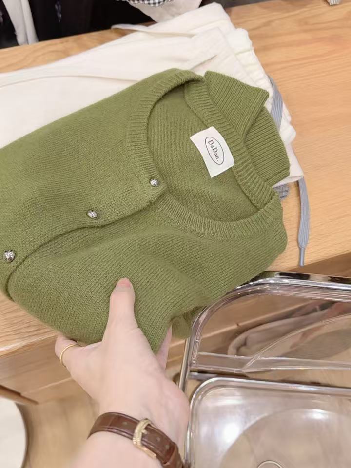 七言家新品！#高货韩叶绿软糯羊羊开衫毛衣-341@