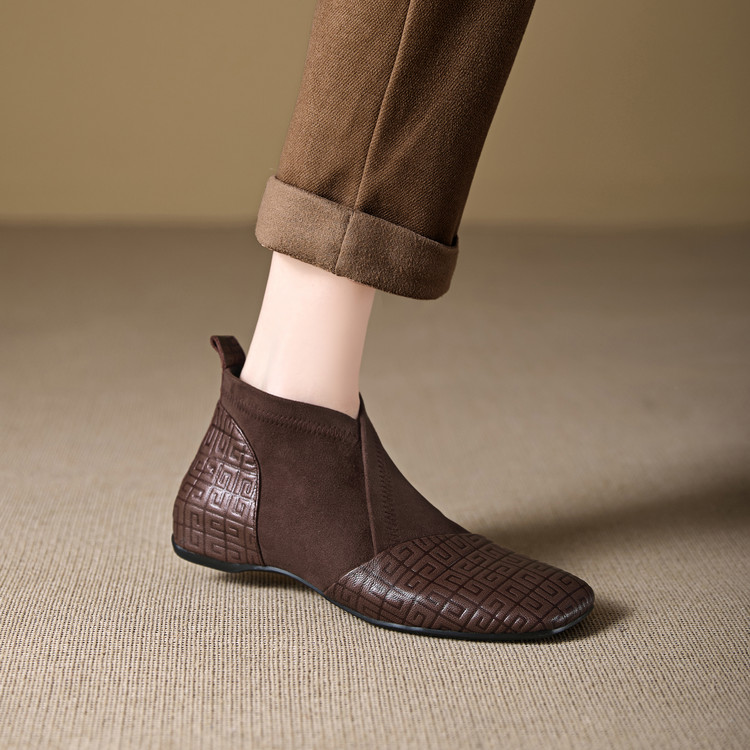 3cm 复古百搭舒适软底弹力靴秋冬通勤休闲瘦瘦靴简约时尚方头短靴