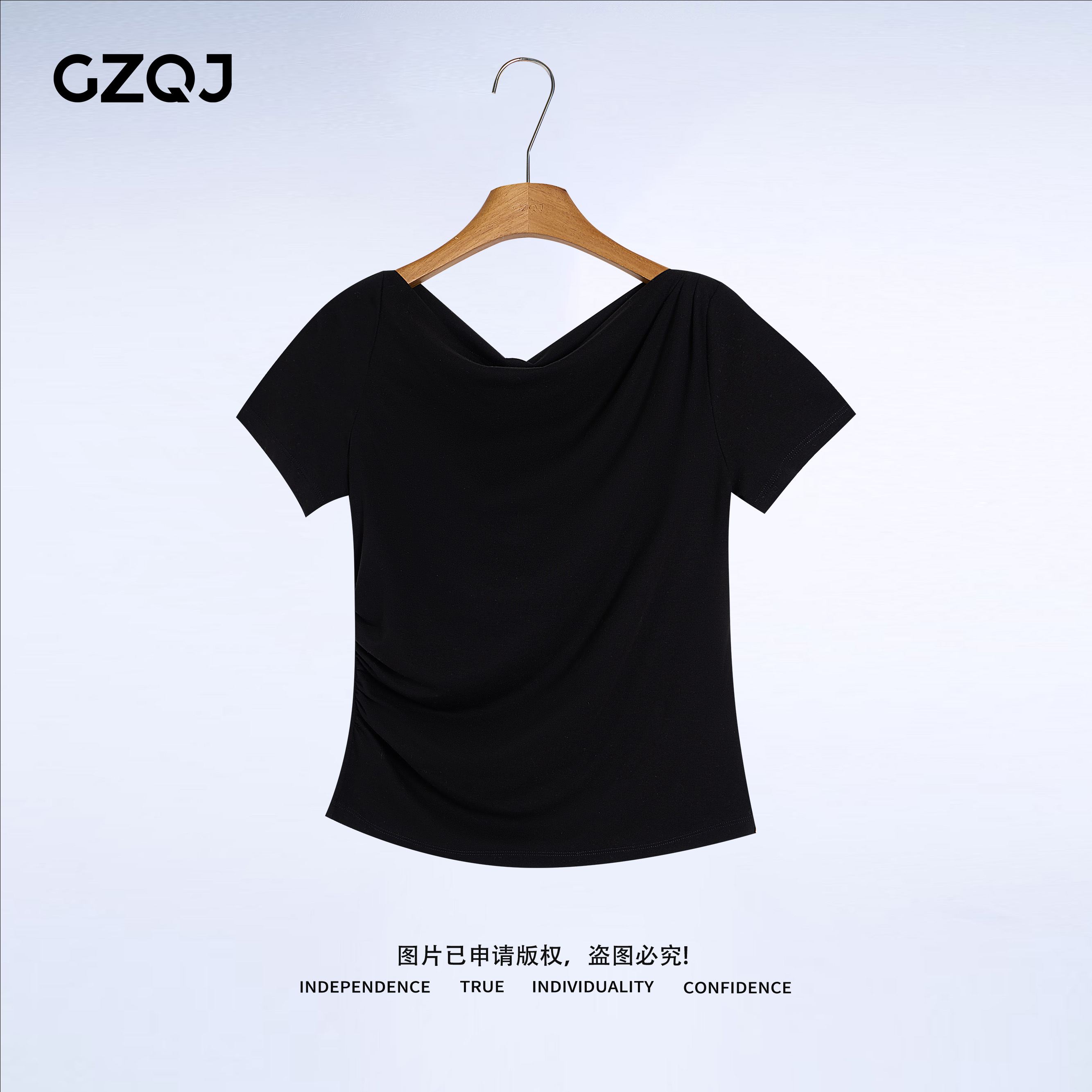 老琴私服【影线交韵】欧若风褶皱云感一字领斜肩短袖T恤女夏季62008