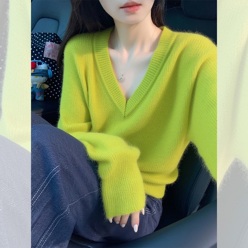 冷淡系别致独特漂亮V领小衫外出新款毛衣针织衫上衣女装秋冬新款