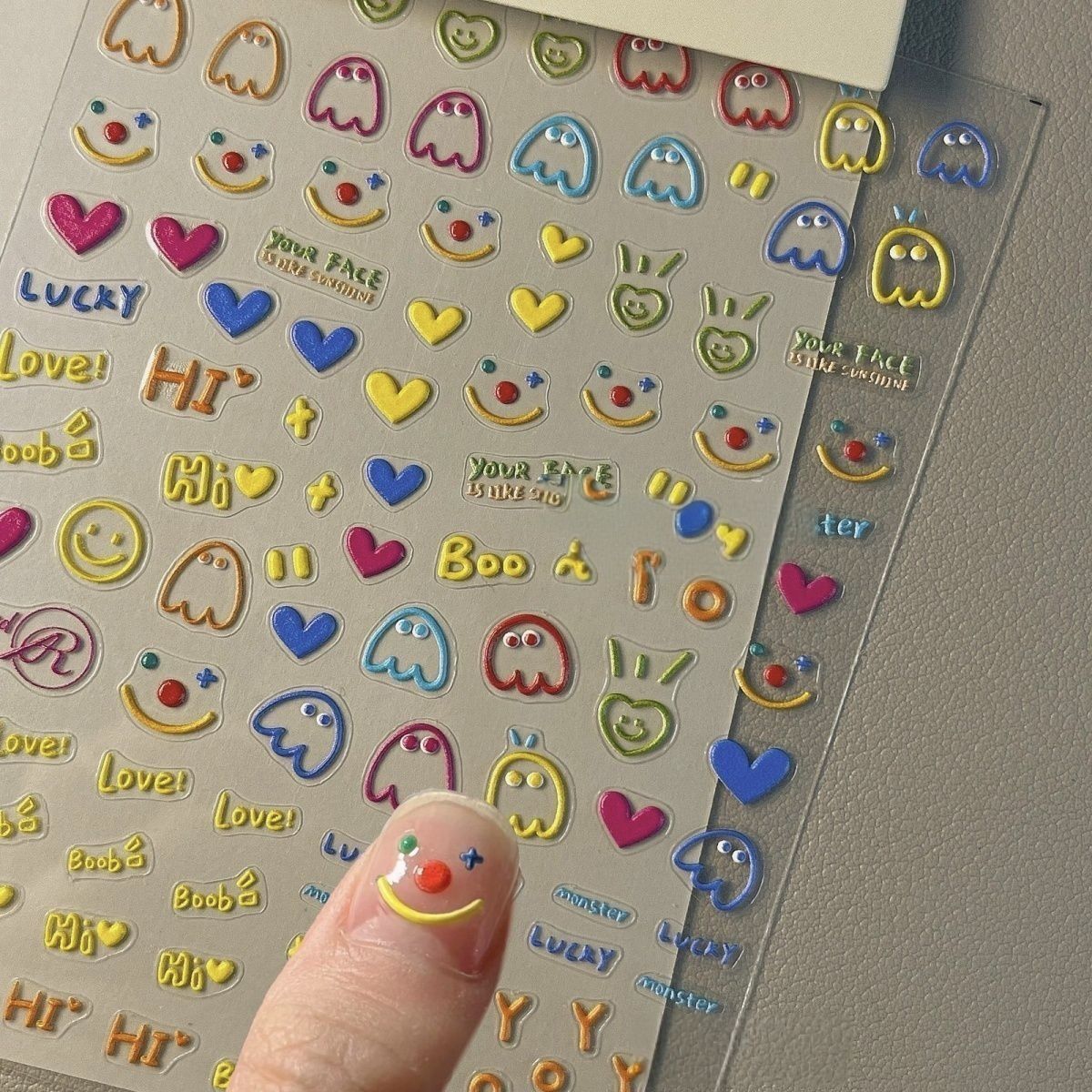 多巴胺美甲饰品童趣表情美甲贴纸高颜值可爱小熊涂鸦浮雕立体贴纸