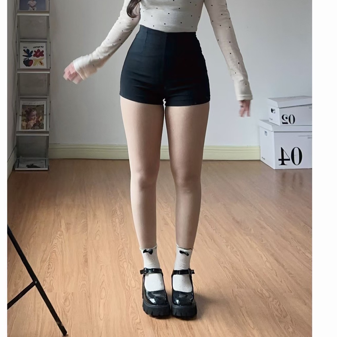 下身失踪高腰弹力西装短裤女秋冬加绒2025新款辣妹打底外穿热裤子