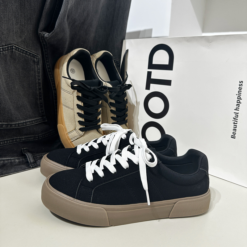 2025新款爆款休闲鞋男生增高厚底黑色板鞋男款百搭小众设计潮鞋子