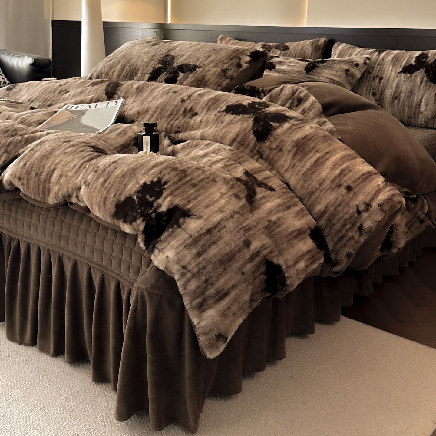 牛奶绒四件套加厚夹棉花边床盖款加厚保暖托斯卡纳长毛绒床上用品