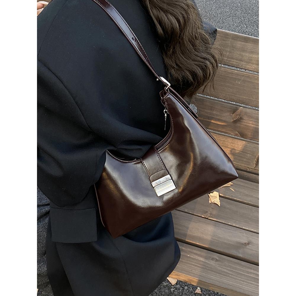 法式小众腋下包女2025秋冬新款复古休闲单肩饺子包上班通勤斜挎包