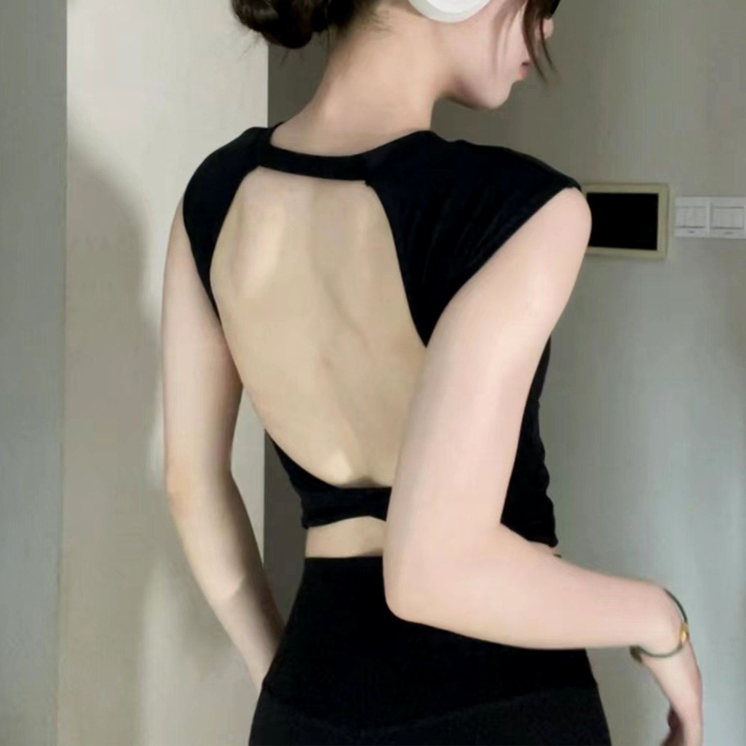 gogoyoga瑜伽背心女夏季带胸垫性感露背健身服普拉提美背运动上衣