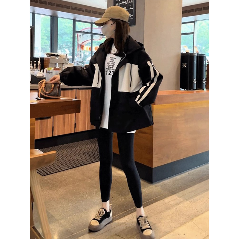 小个子撞色冲锋衣外套女春季2025年新款美式字母印花连帽休闲夹克