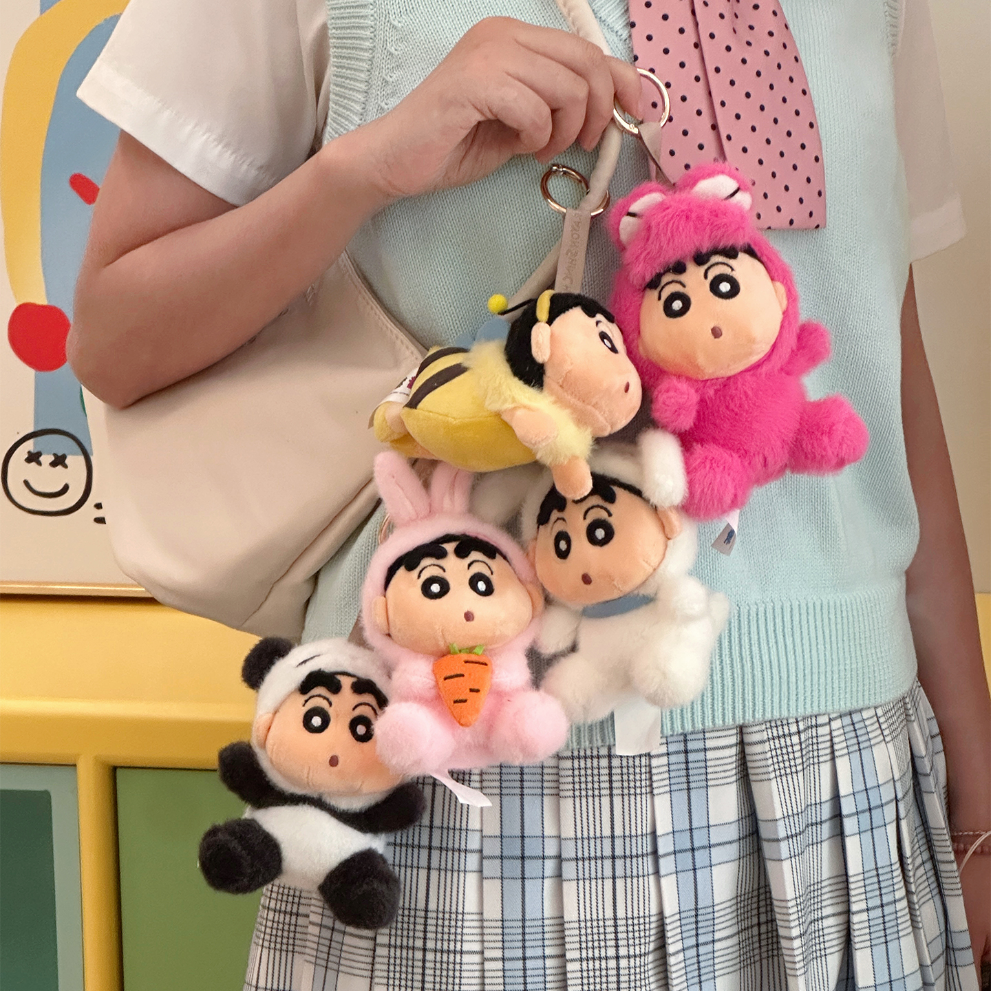 正版蜡笔小新玩偶包包挂件变装小新毛绒玩具钥匙扣生日礼物送女生