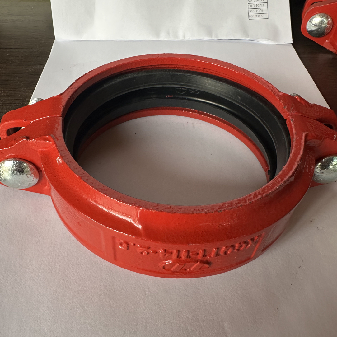 消防沟槽钢卡管道卡箍管件球墨铸铁配件