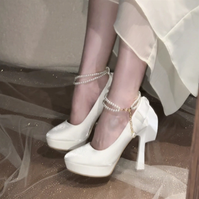 11CM~白色伴娘高跟鞋女2025新款秋冬防水台小个子主纱婚鞋新娘鞋