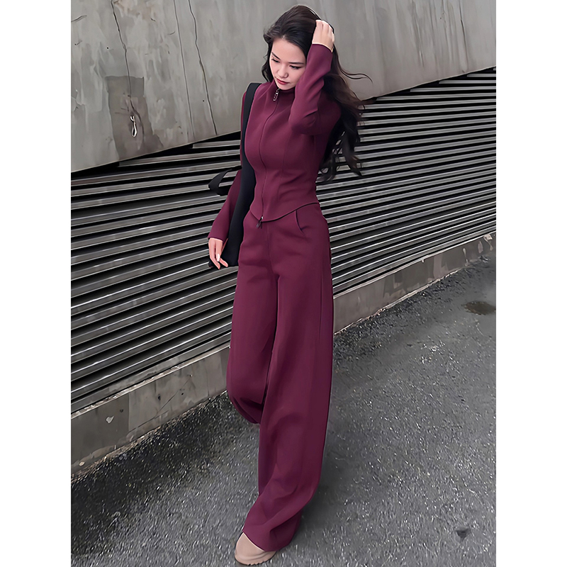 韩版休闲运动套装女高级感爆款港风修身显瘦开衫上衣阔腿裤两件套