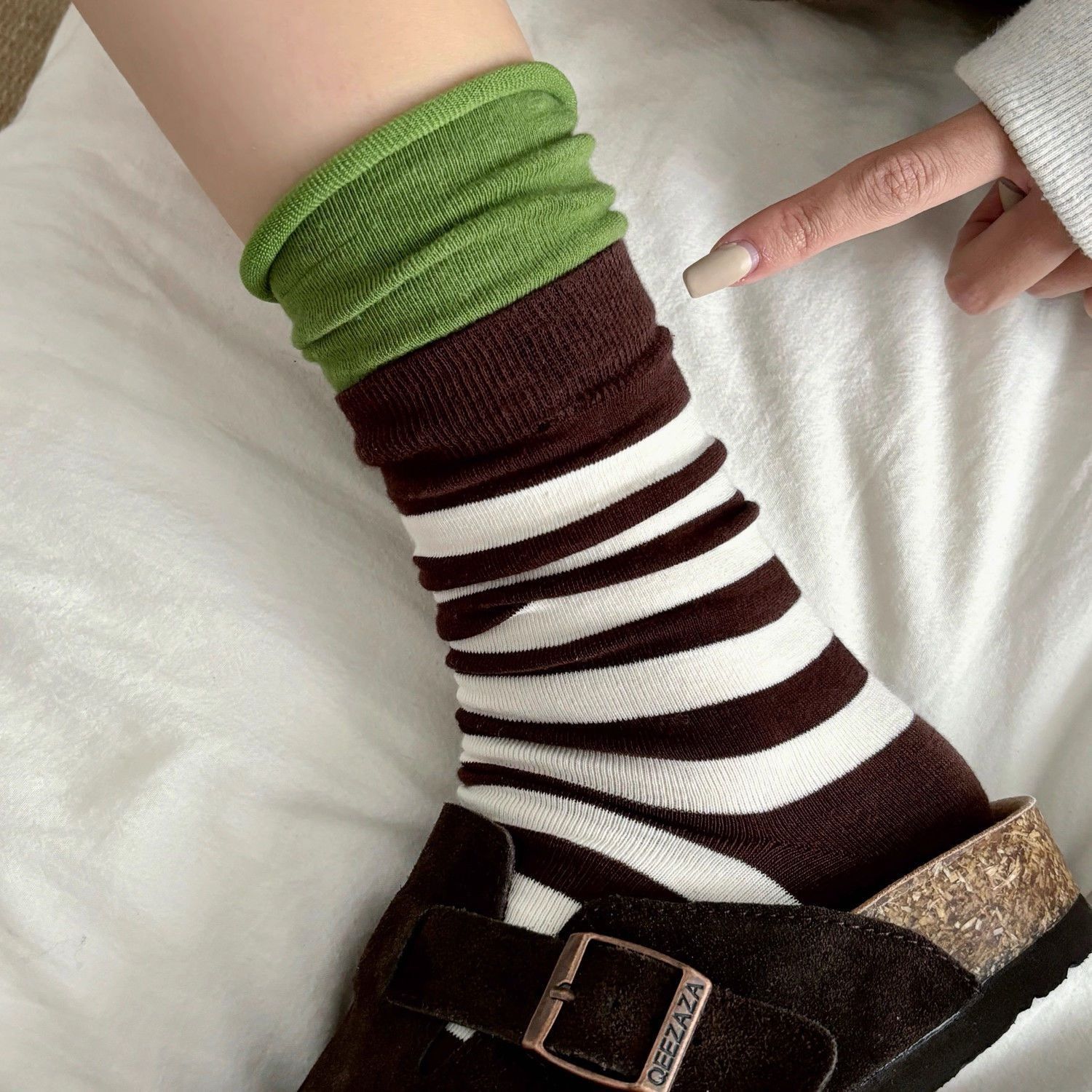 浓郁秋天~条纹复古棕咖色好可爱！敲好搭配美拉德色系细腻柔软mmv