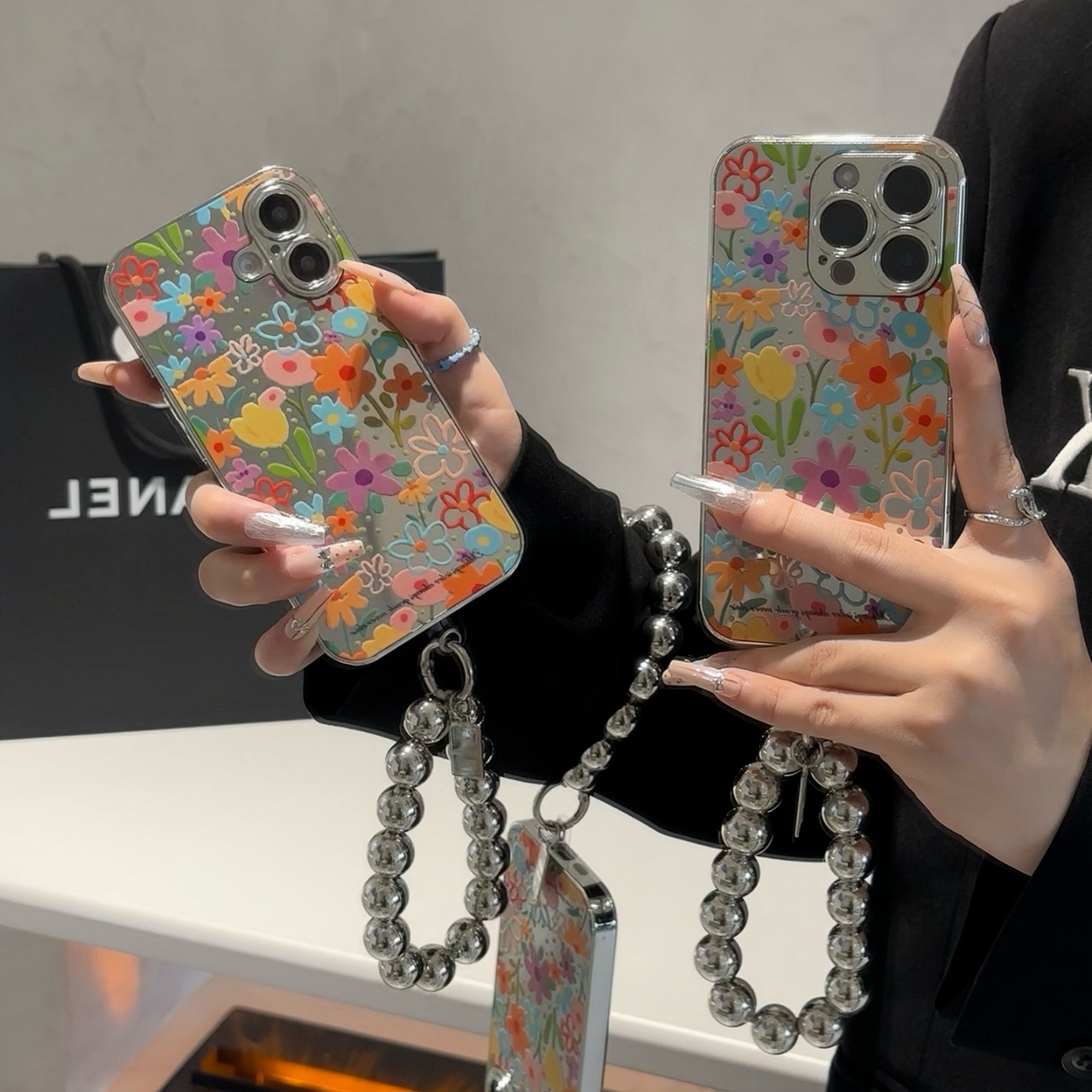 BANCA镜面ins彩色花朵适用苹果16/15珠链手机壳vivo华为小米oopo