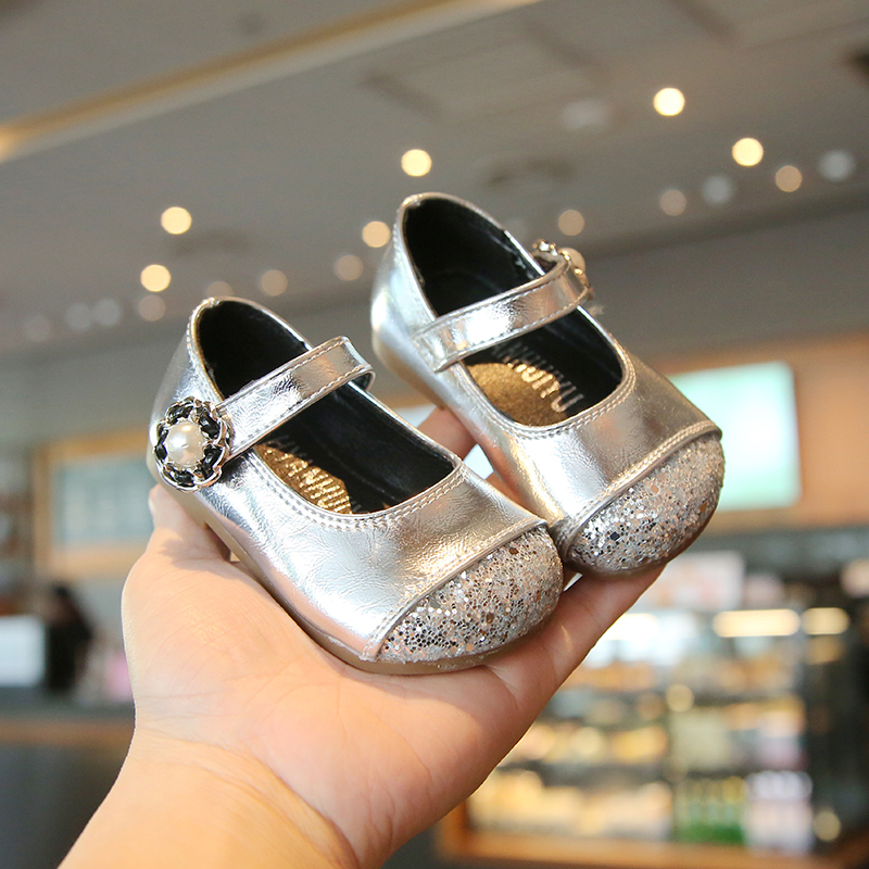 春秋季女宝宝鞋子1一2岁女宝小皮鞋软底防滑婴儿学步鞋小童公主鞋