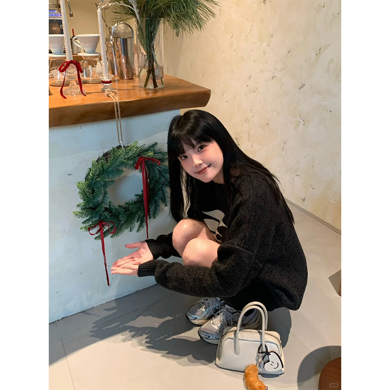 秋冬新款洋气小众慵懒风时尚休闲黑色圆领长袖上衣高腰半身裙套装