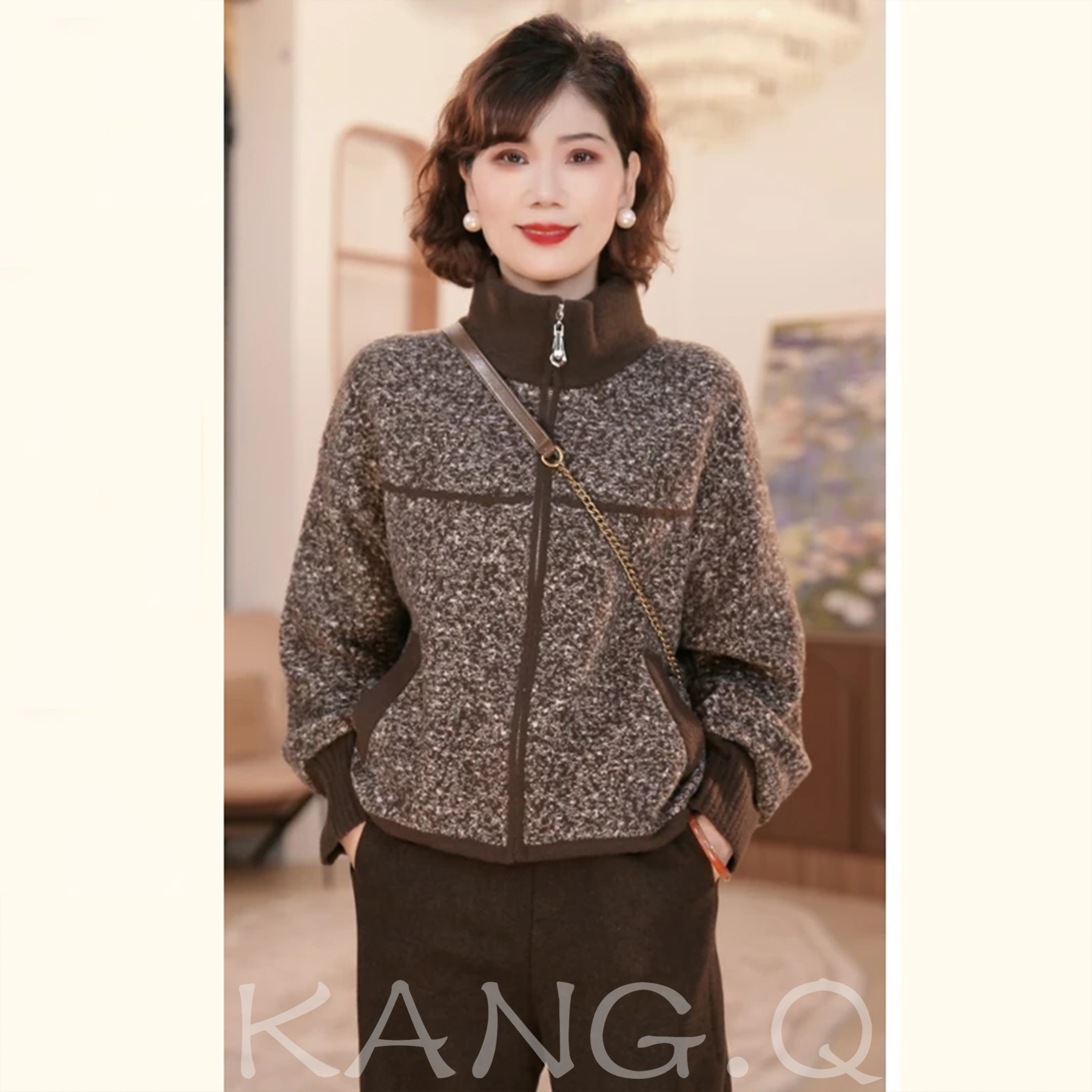 年轻妈妈秋冬时尚气质外套2025新款洋气中老年女秋装上衣加厚保暖