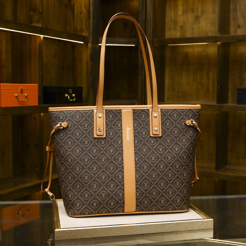 2025新款轻奢单肩包时尚百搭简约潮流印花秋冬大包包大气女士气质