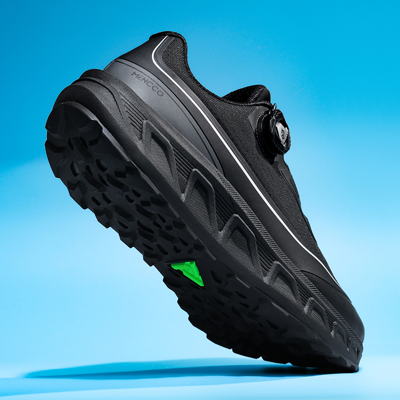 【靠谱的杰哥专属】曼克透气轻便舒适软底户外运动鞋跑鞋50033