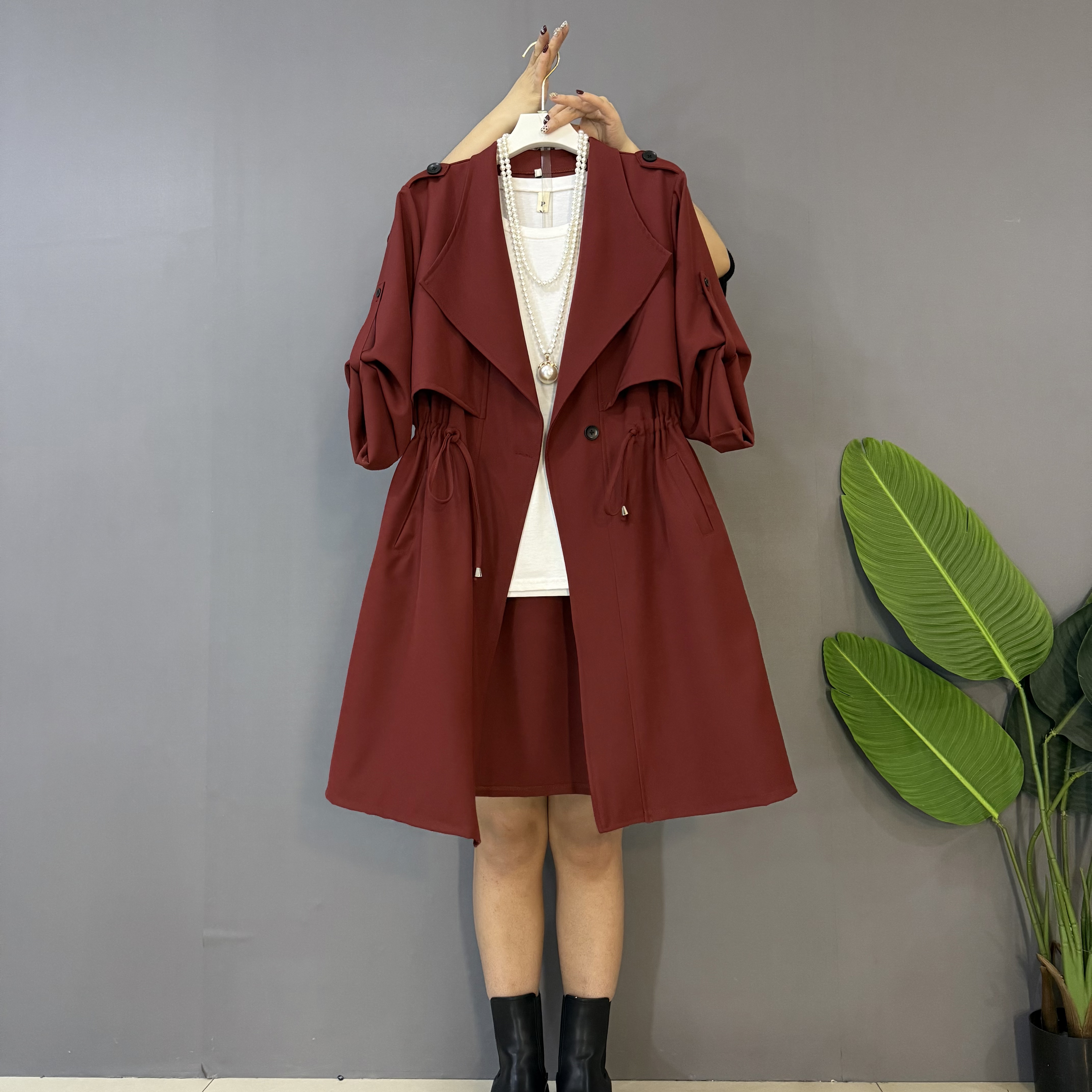 早春新款时尚气质腰抽绳显瘦中长款宽松百搭微胖风衣外套